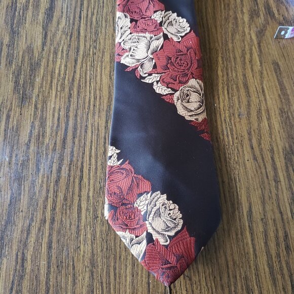 Creative Neckwear 4 Inch Wide Black With Flower Design Necktie Tie - Picture 1 of 4